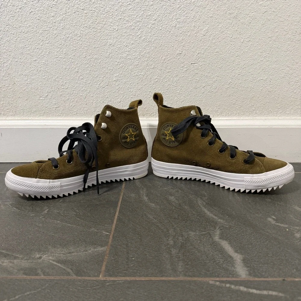 Converse Chuck Taylor All Star Lugged High Top Womens 6.5 Suede Dark Moss Green